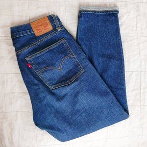 Levi denim Jeans dark wash *Like New*